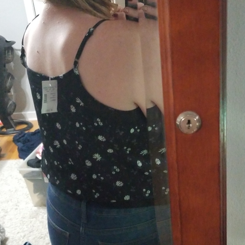 Tank Top - Picture 3 of 5